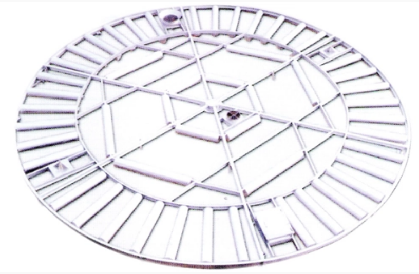 浮筒镶嵌式内浮顶