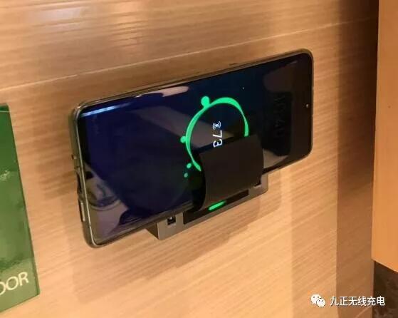 IHG旗下七天假日酒店引入墙壁式无线充电器