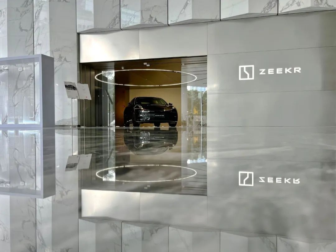 九正无线充电“压轴”广州ICC环贸天地，燃起CBD地标新风潮!