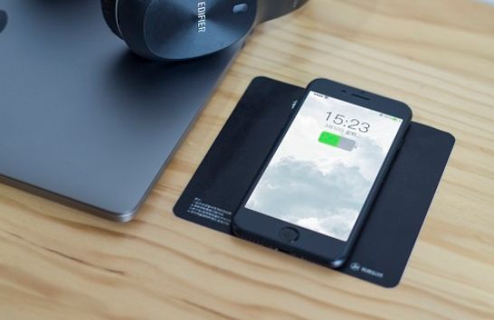 九正远景计划：桌面式无线充电器