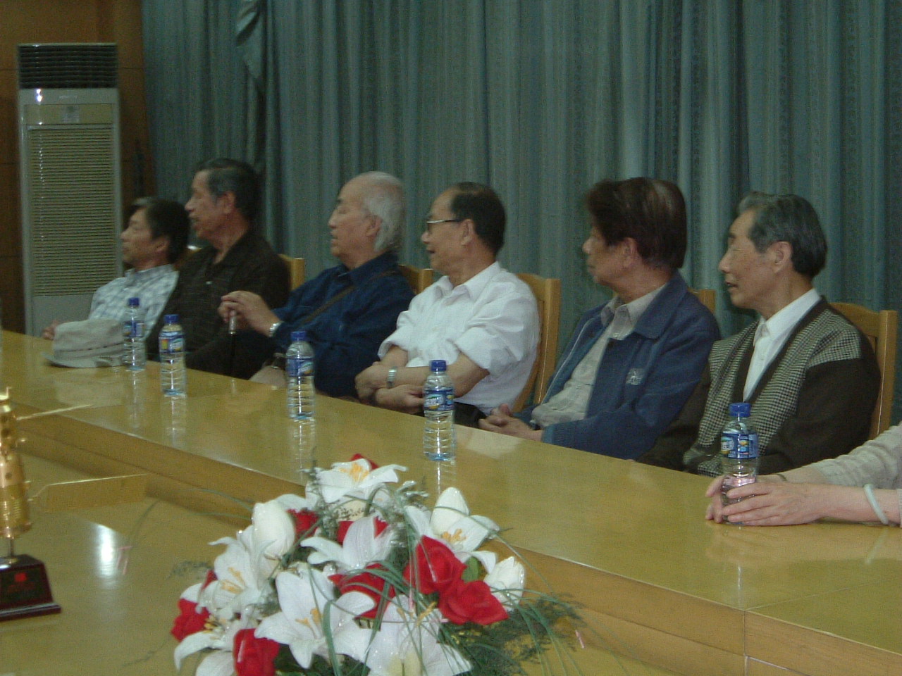 甘肃省两当县兴化乡潘家小学援建教学楼总结