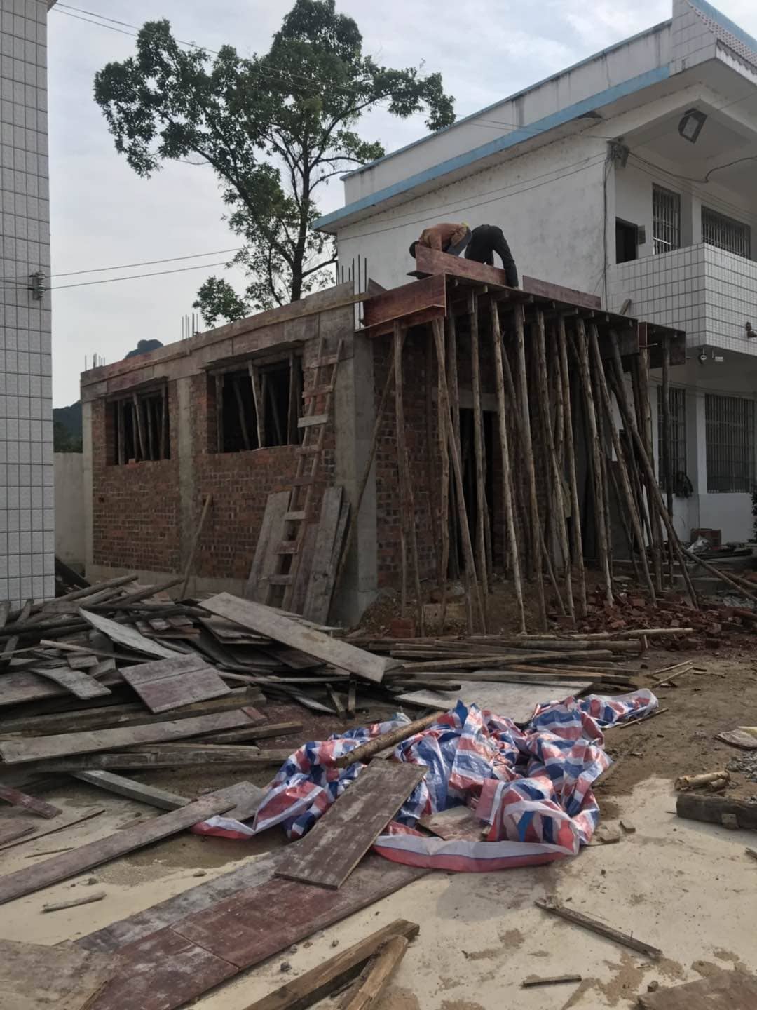 靳羽西扶贫-2019年靳羽西小学扩建影像记录