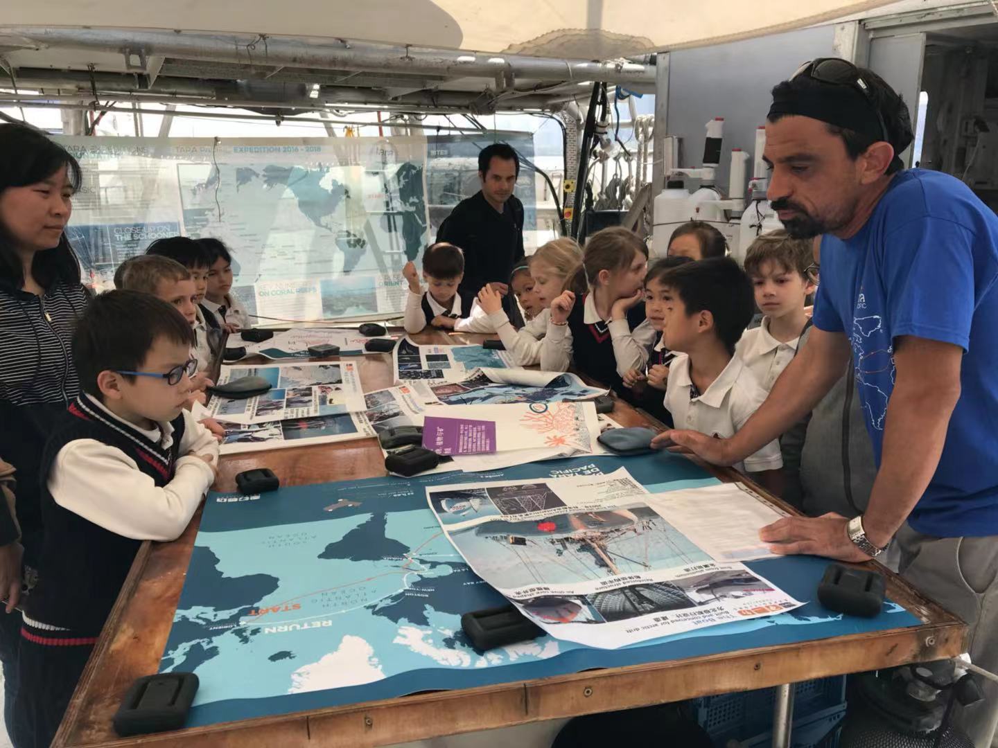 靳羽西扶贫-2018塔拉中国科考船影像资料