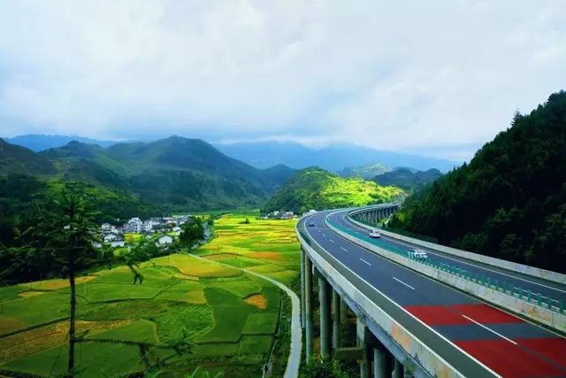 湖南省張家界至花垣高速公路項(xiàng)目機(jī)電項(xiàng)目