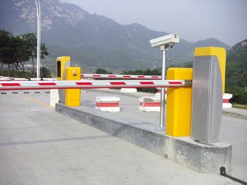 道闸杆