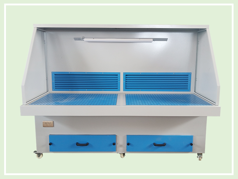 2米打磨除塵工作臺(tái)