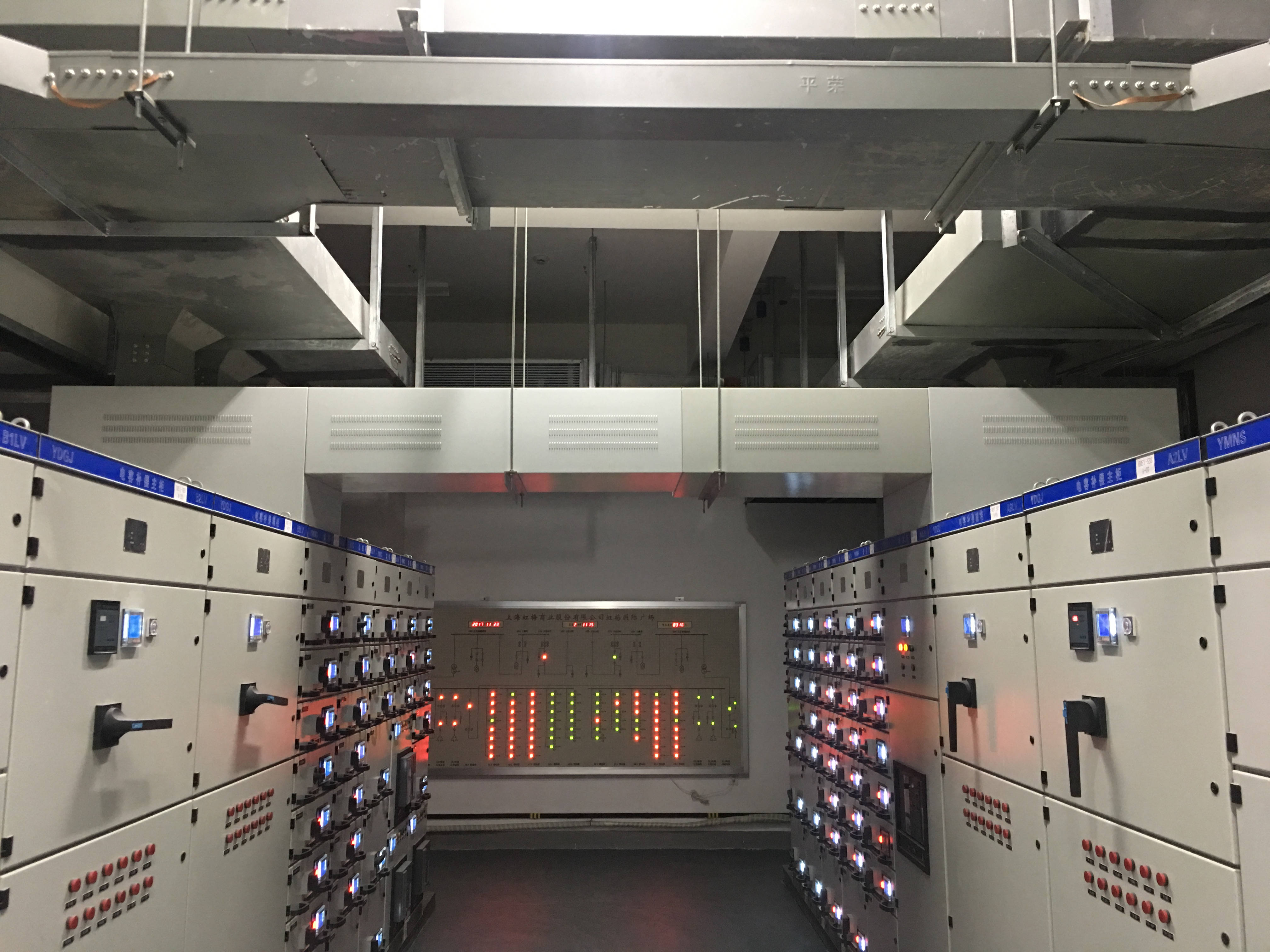 低压封闭母线桥