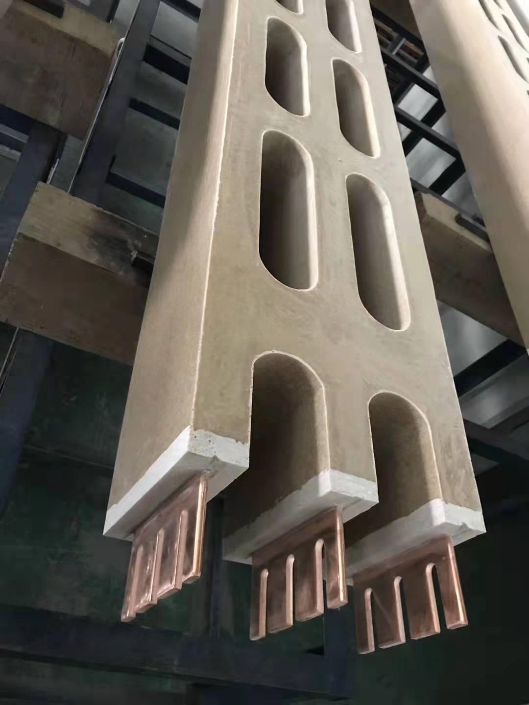 高压浇筑母线槽