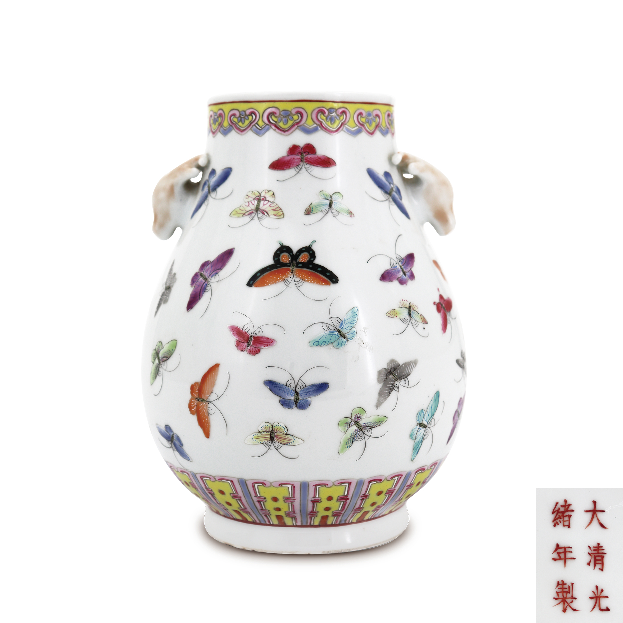粉彩蝴蝶紋鹿耳尊