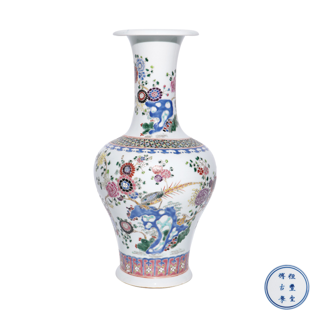 粉彩花鳥紋瓶