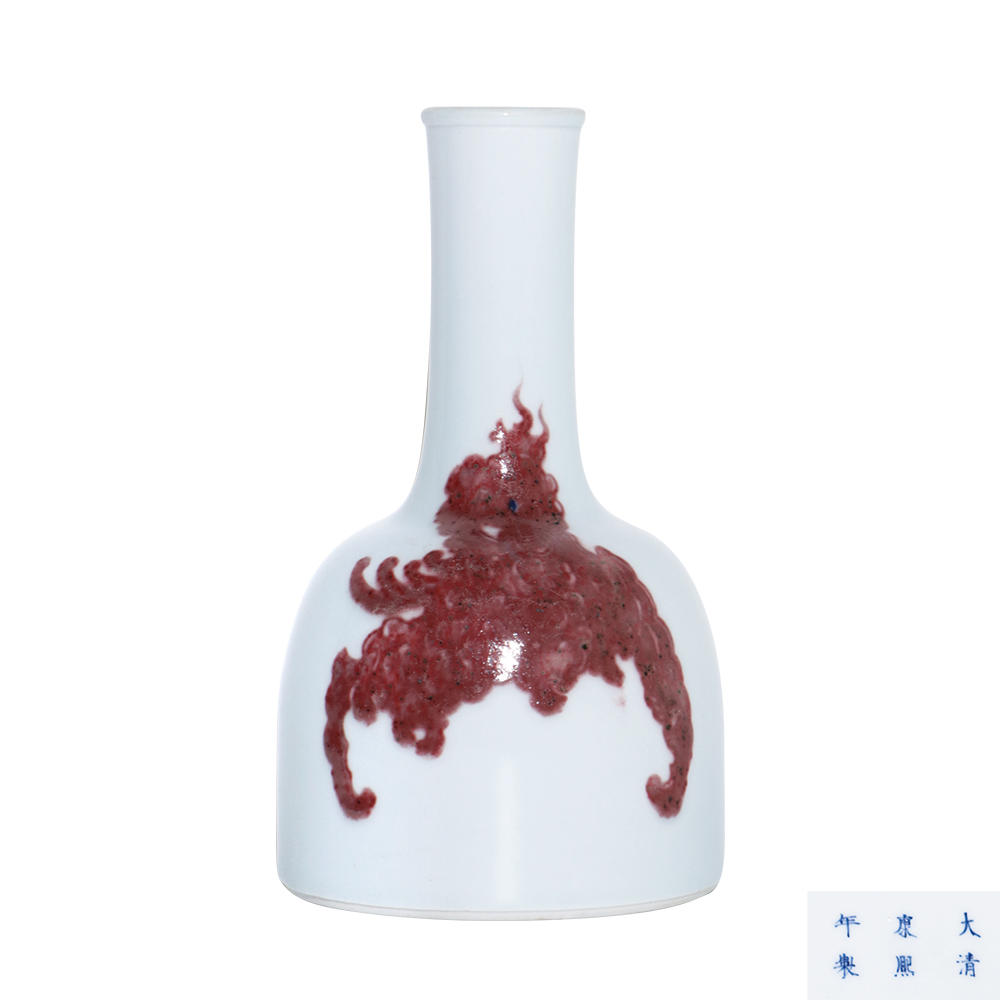 釉裡紅夔鳳紋搖鈴尊