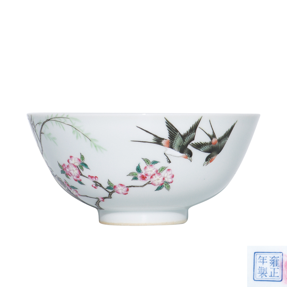 粉彩杏林春燕碗