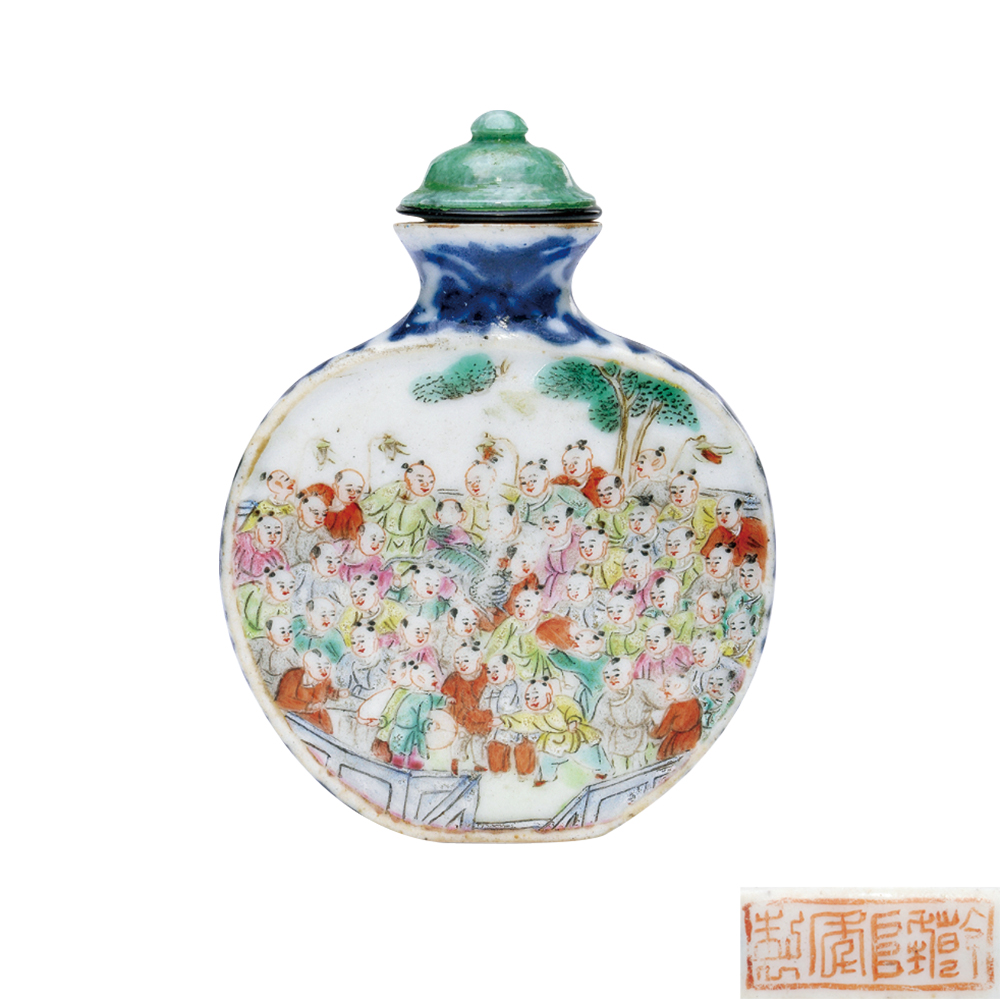 粉彩百子圖鼻煙壺