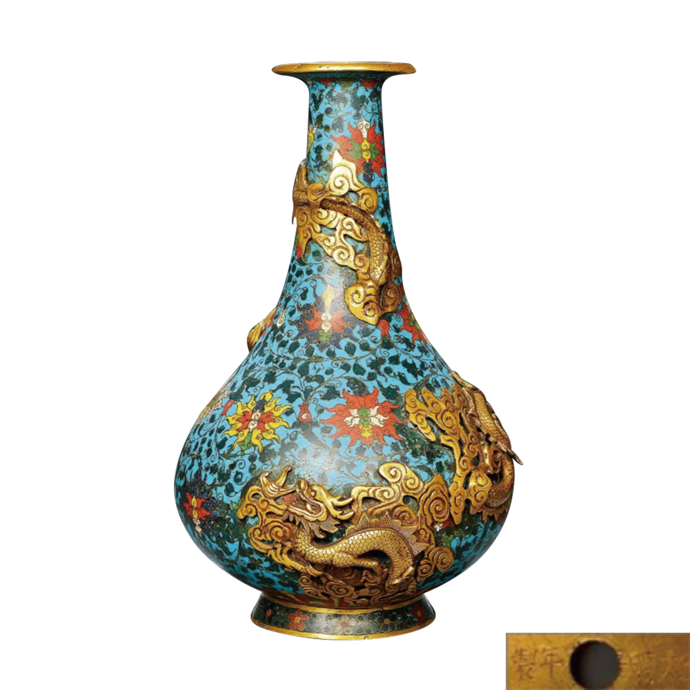 銅胎掐絲琺瑯纏枝花卉紋玉壺春瓶