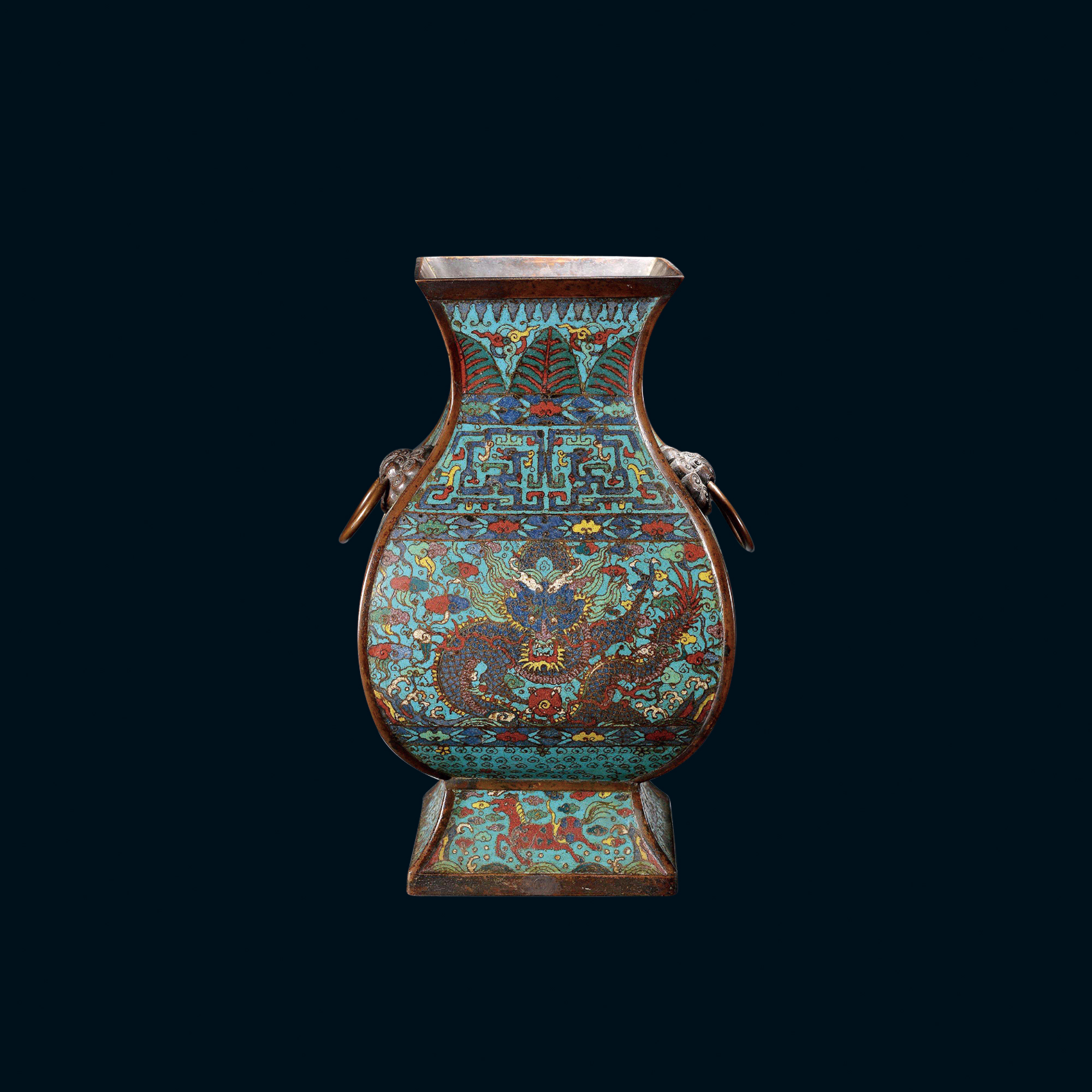 銅胎掐絲琺瑯龍鳳紋方壺
