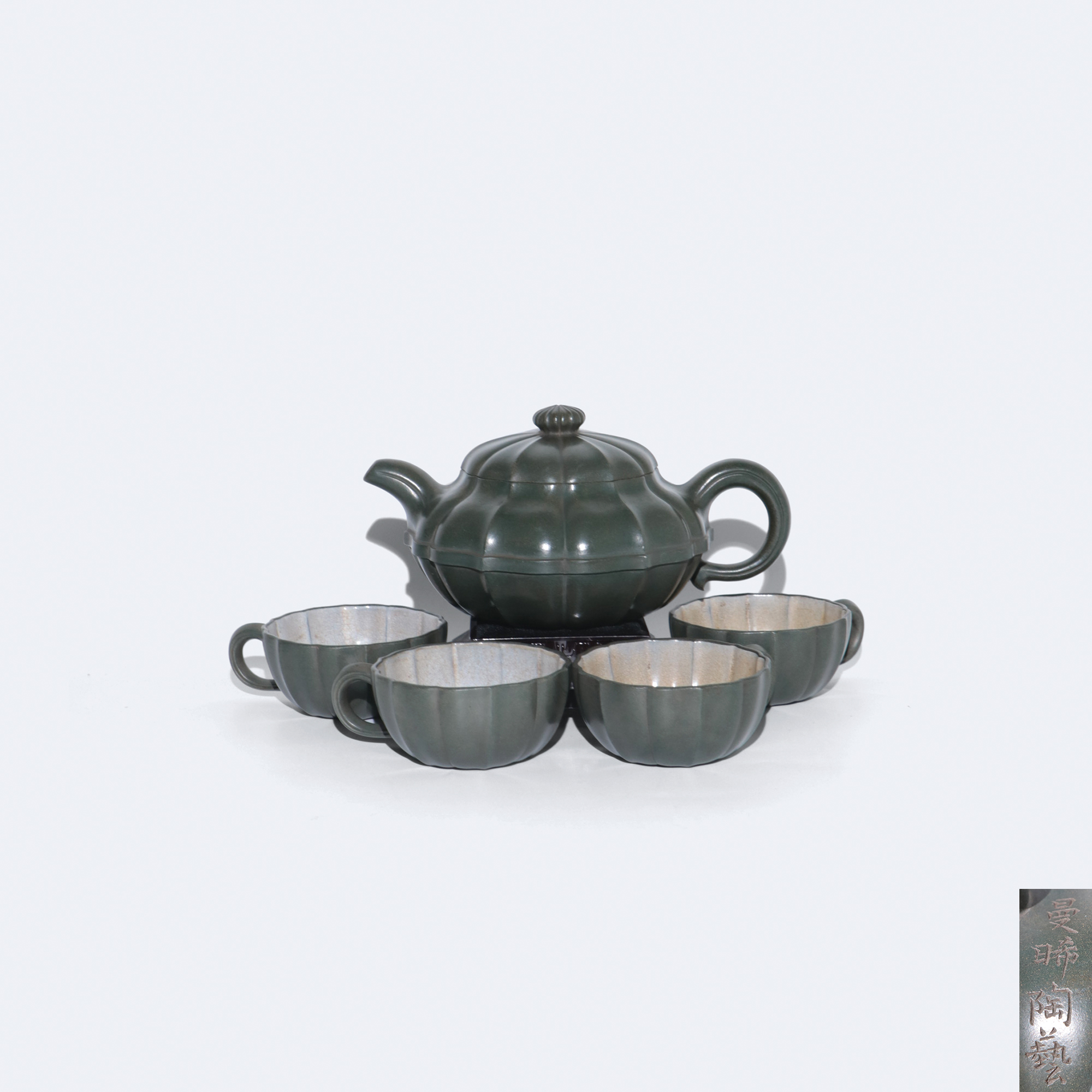 顧景舟 合菱套装壺（一壺四杯)