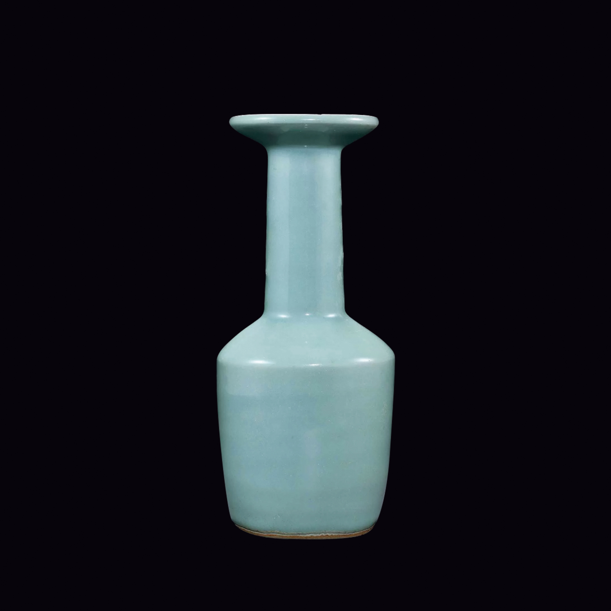龍泉窯粉青釉紙槌瓶