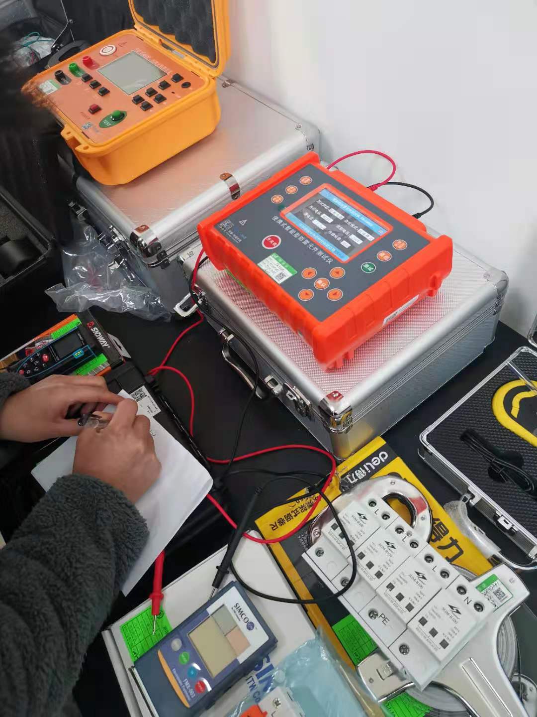 防雷元件测试仪参数升级完成