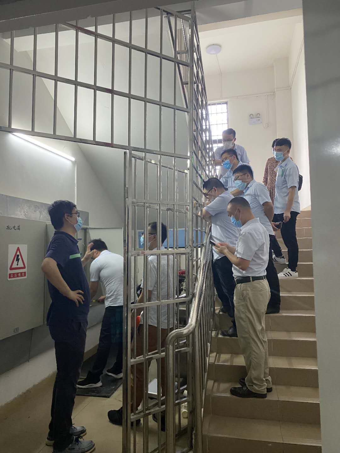 防雷检测仪器设备厂家|防雷装置检测|异频大地网接地|电力测试仪器|柔性线圈|电能质量测试仪|甲乙级防雷检测资质申请仪器清单—深圳市远华伟业科技有限公司