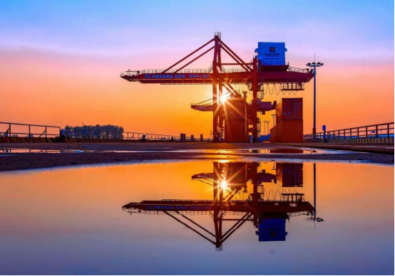 河南淮滨：年货物吞吐量突破500万吨  同比增长近三倍