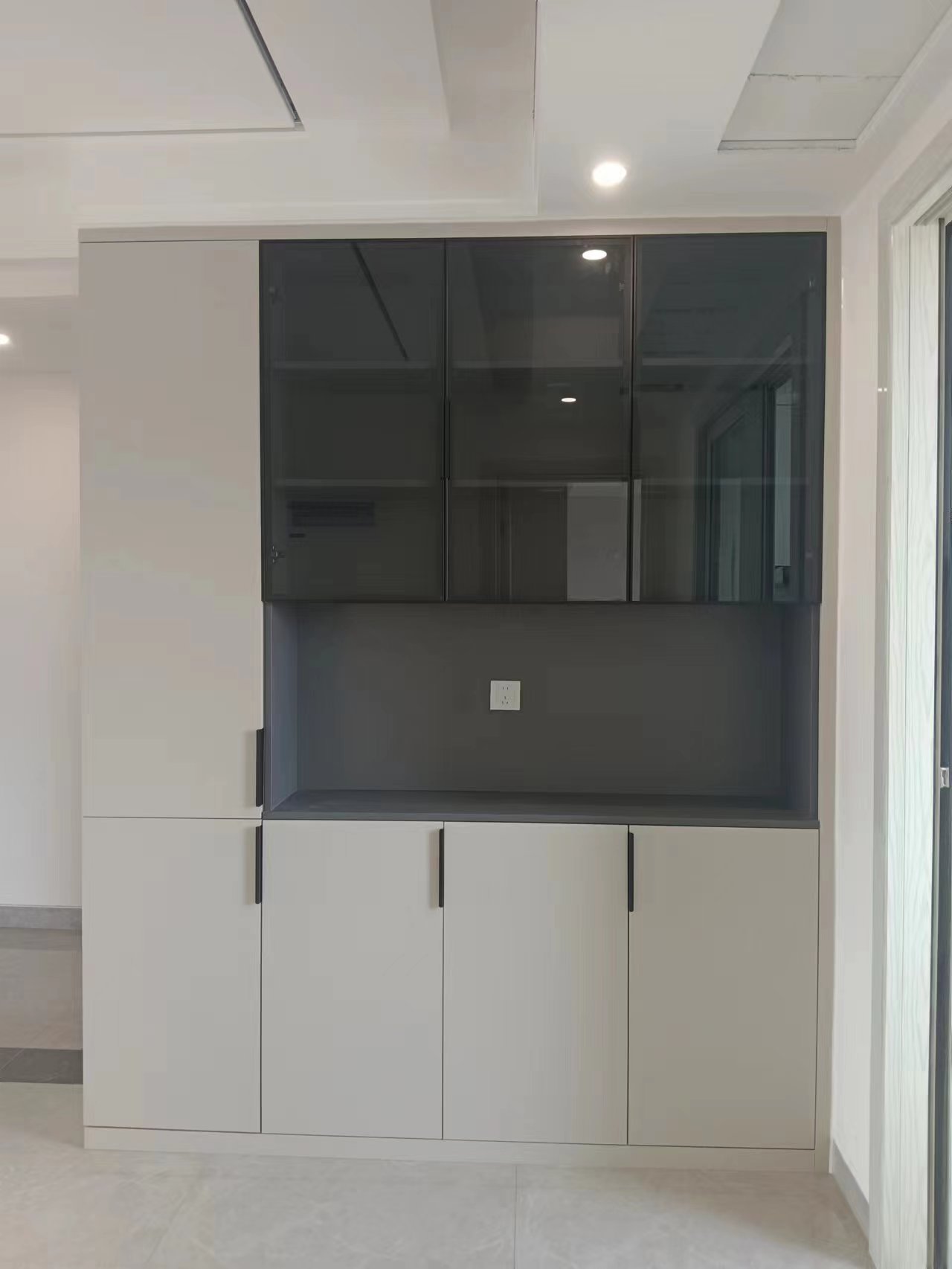 餐边柜