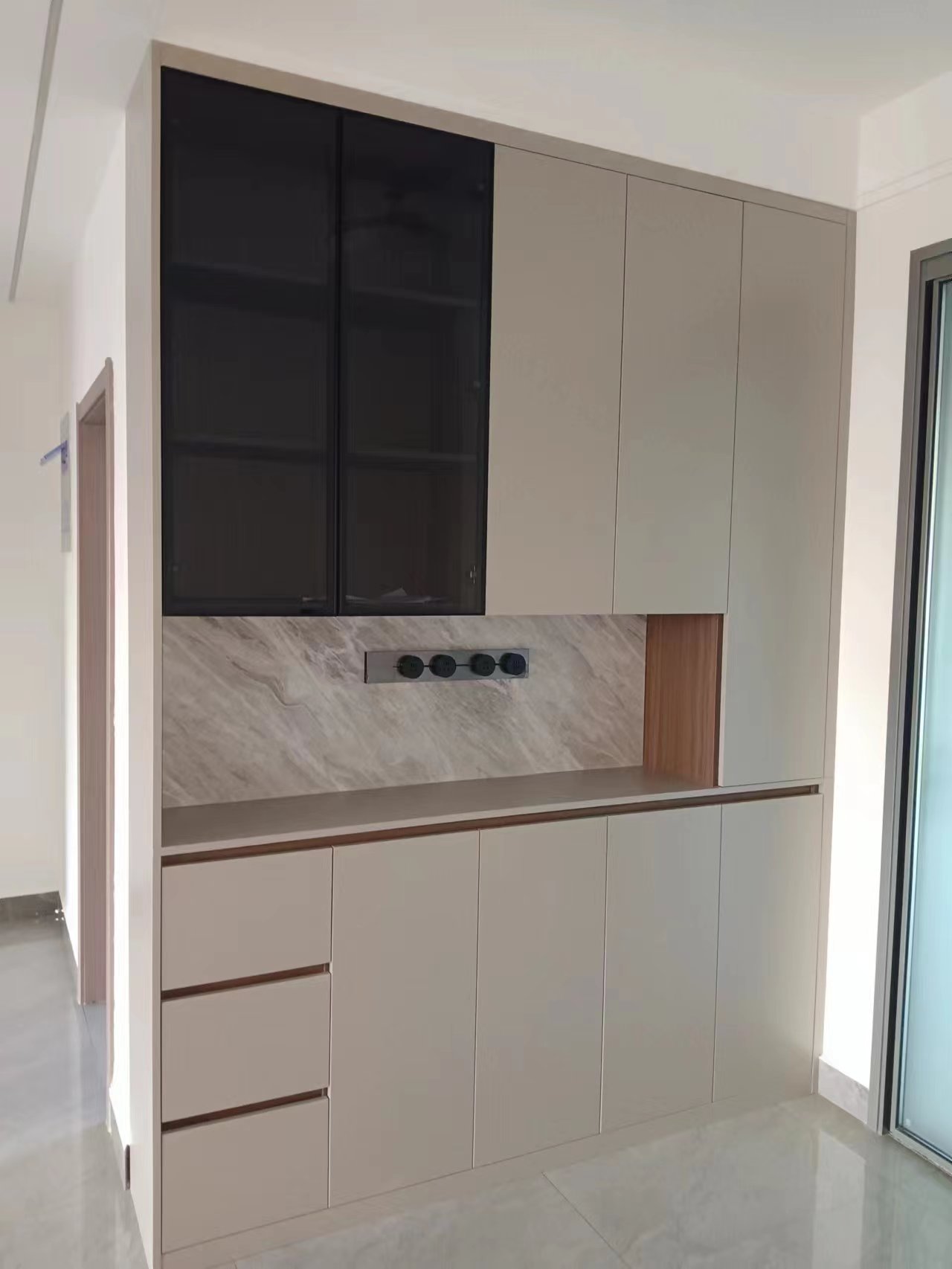 餐邊柜