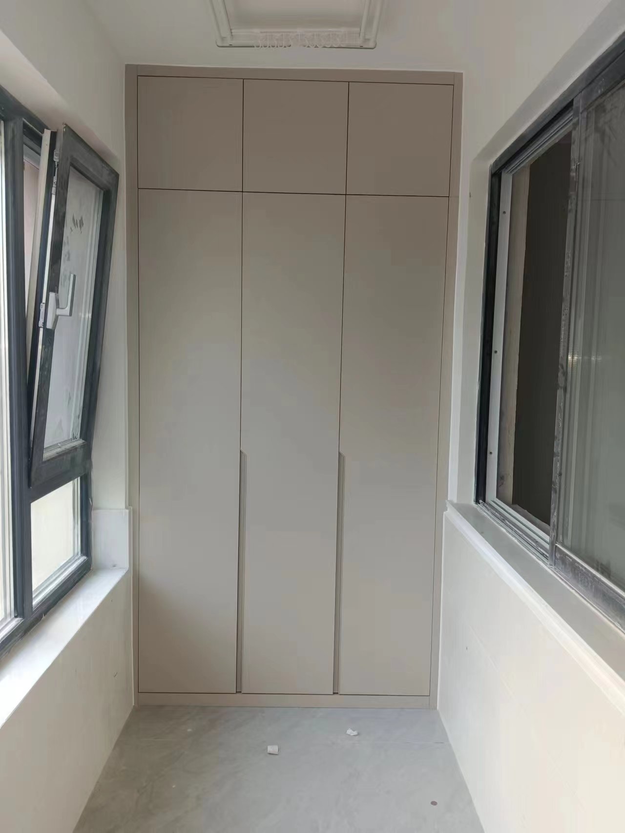 陽臺柜