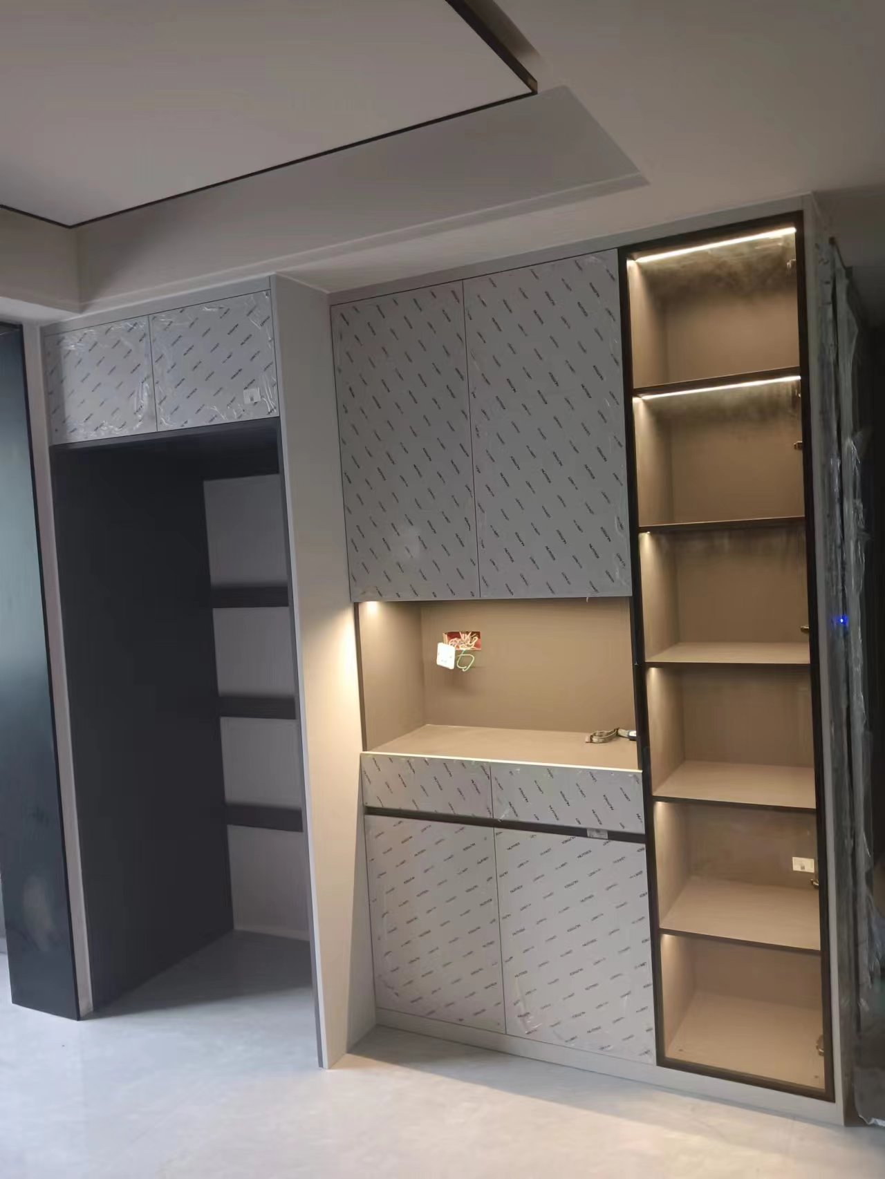 餐邊柜