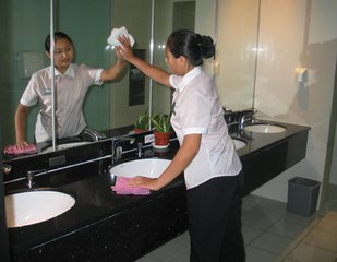 厨房、卫生间等家庭吊顶怎么清洁？