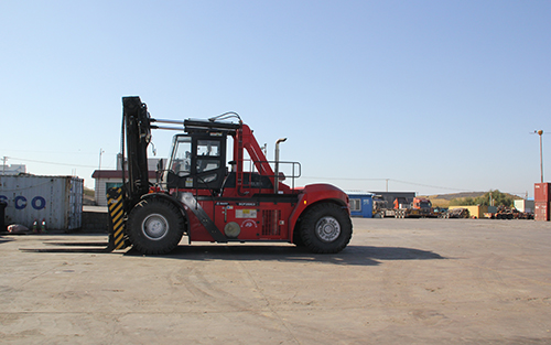 <span>35吨叉车</span>