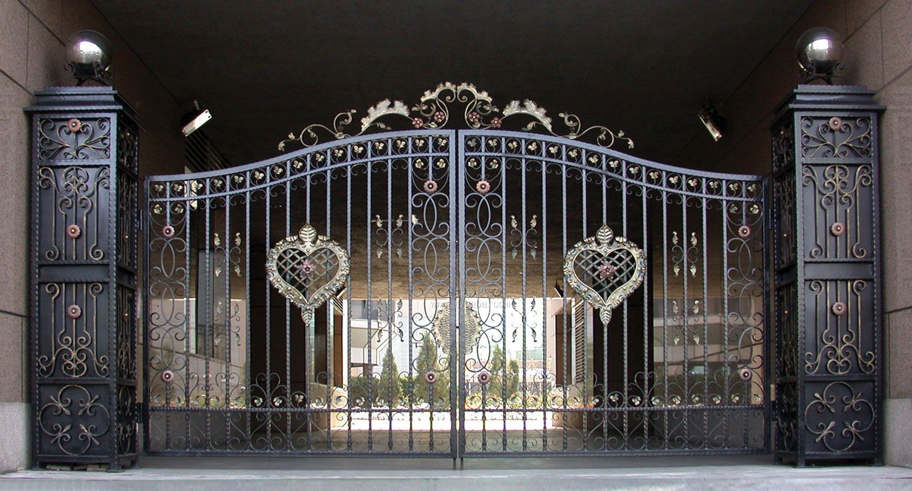 铁艺门