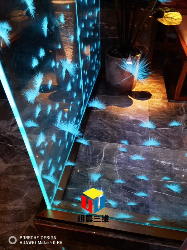 用光影雕刻空间，让玻璃住进诗意