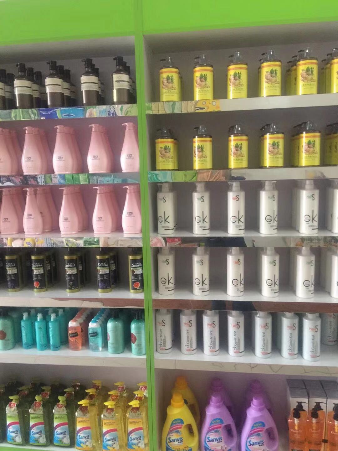 鸿威实体店客户