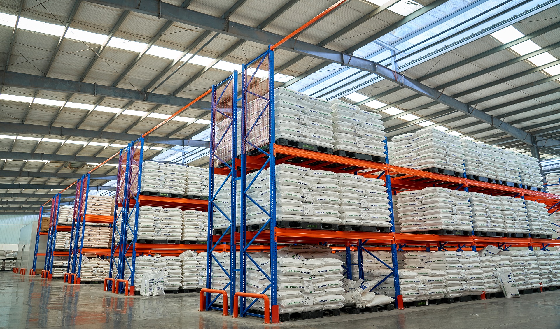 UNISN hot melt adhesives