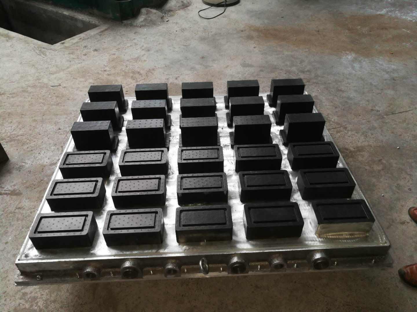 邮政八号箱泡沫模具