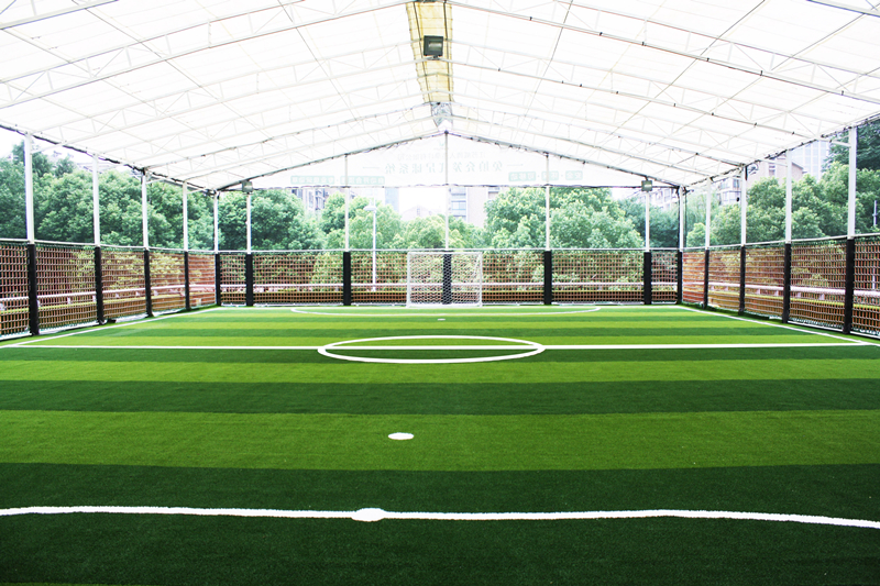 人造草坪足球场价格