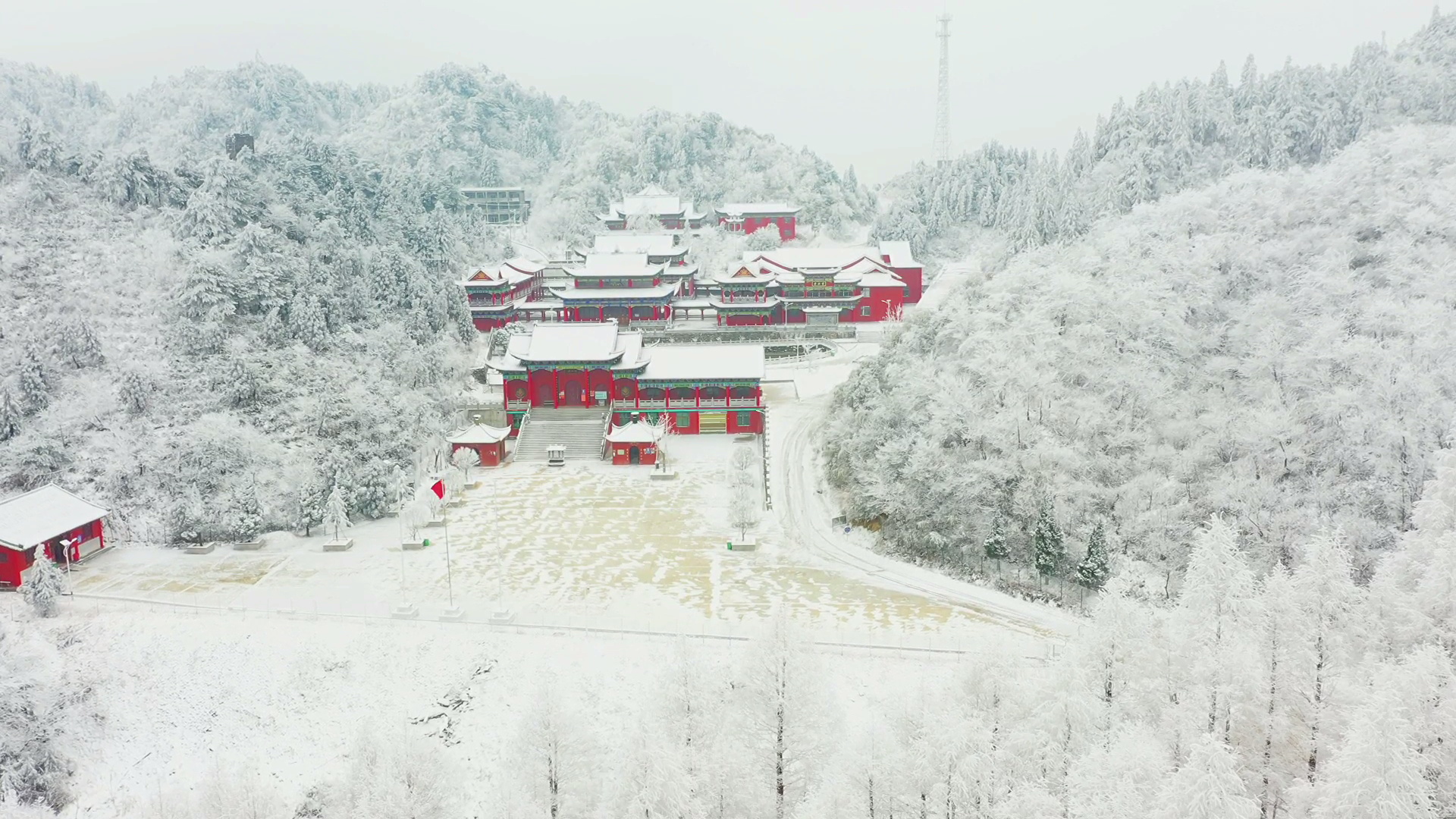 江西武宁：冰雪世界太平山（供稿：武宁县融媒体中心）
