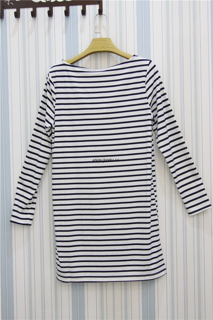 AMLS18031爱宝一字领条纹九分袖中长上衣