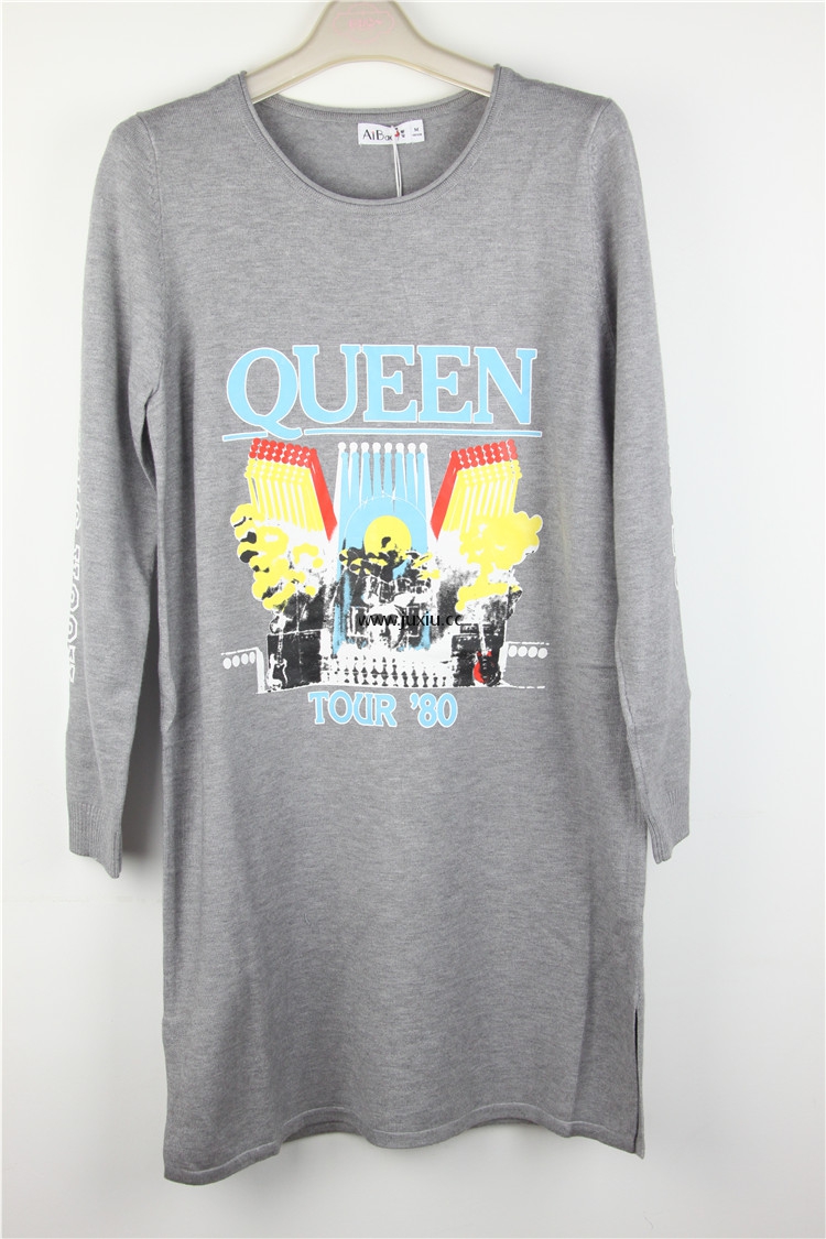 AMLW17629爱宝前胸和袖贴图中长毛衣