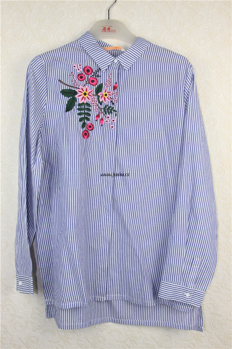 38W873183238周竖条绣花衬衣