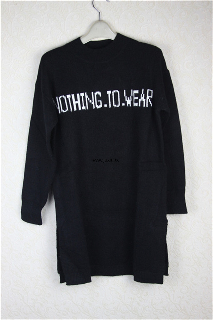 AMLW17640[爱宝]半高领织字母中长毛衣