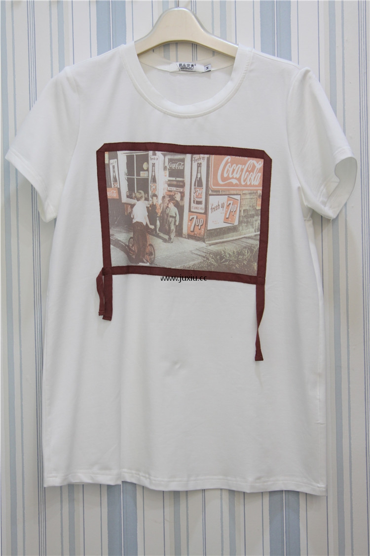 XF82A01051拼出完美T恤