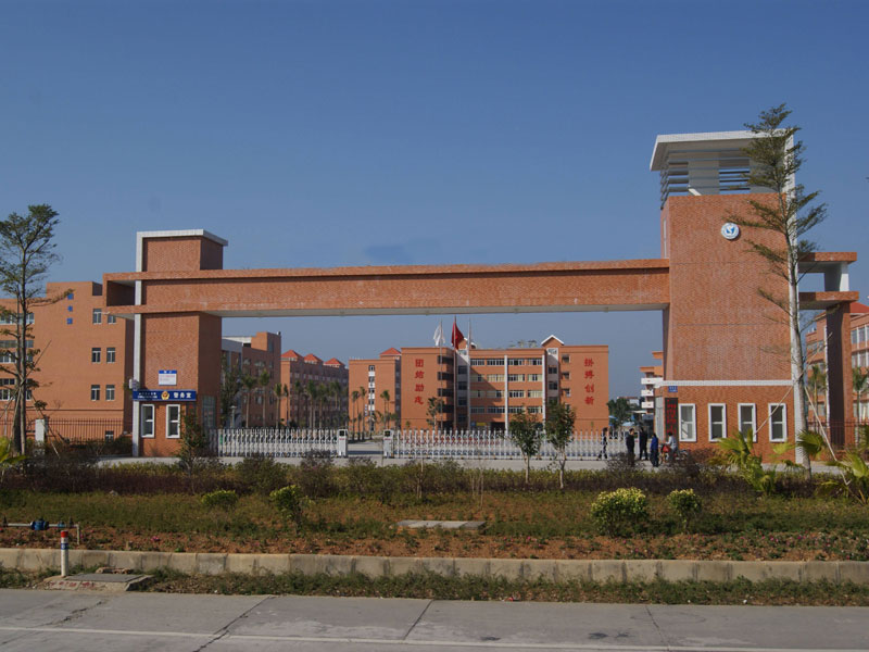 学校太阳能热水工程解决方案