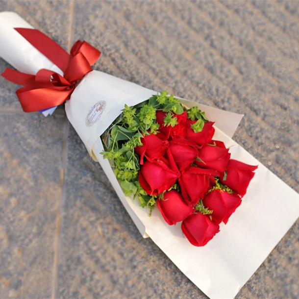 追寻爱情-11朵红玫瑰花精美礼