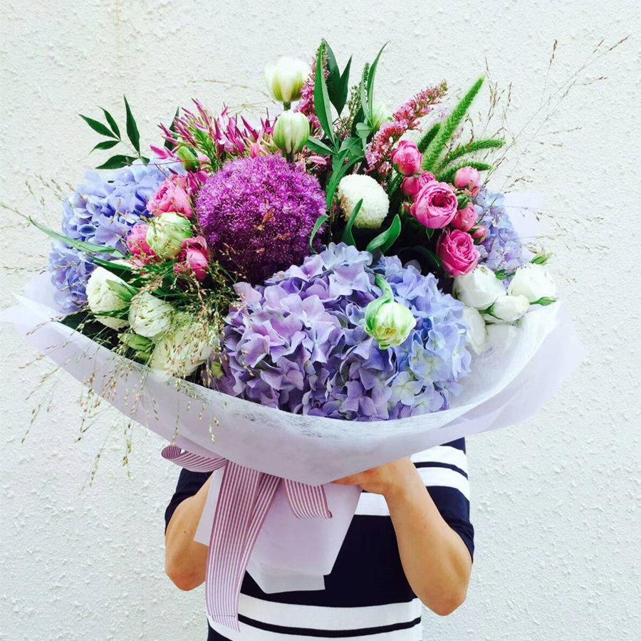 黑夜之光-精美绣球花烟葱花包装