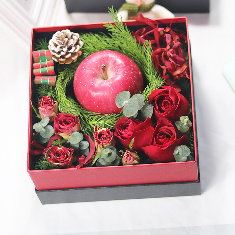 圣诞快乐-3朵红玫瑰花+1颗红