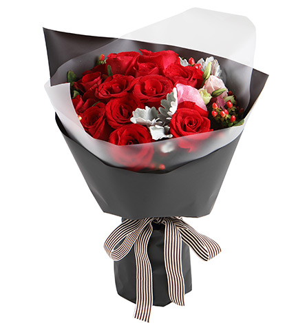 缪斯女神/16朵红玫瑰花配红豆