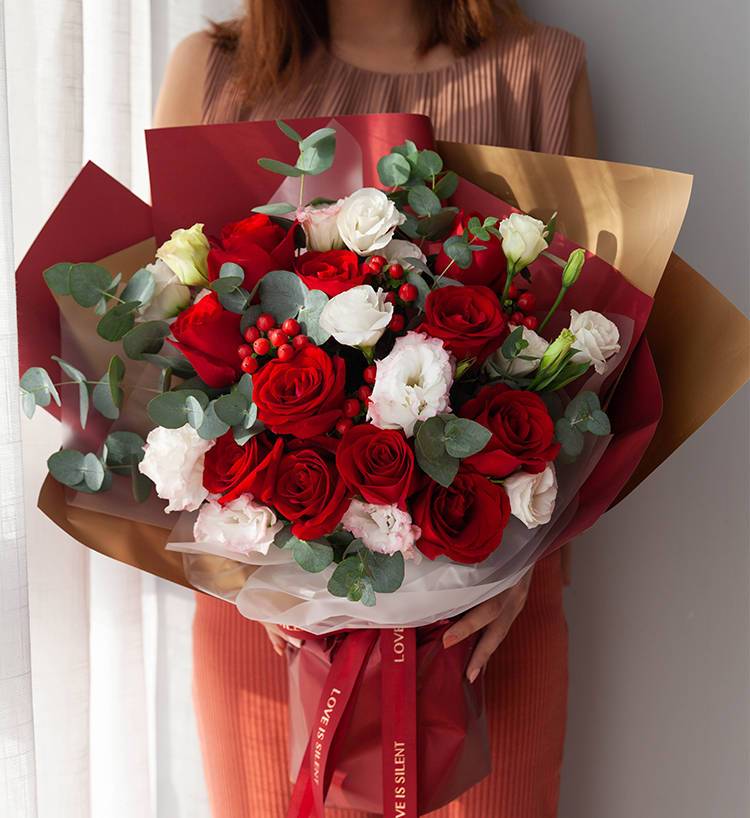 初心不负/11朵红玫瑰花配洋桔