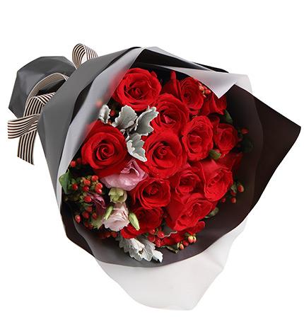 缪斯女神/16朵红玫瑰花配红豆