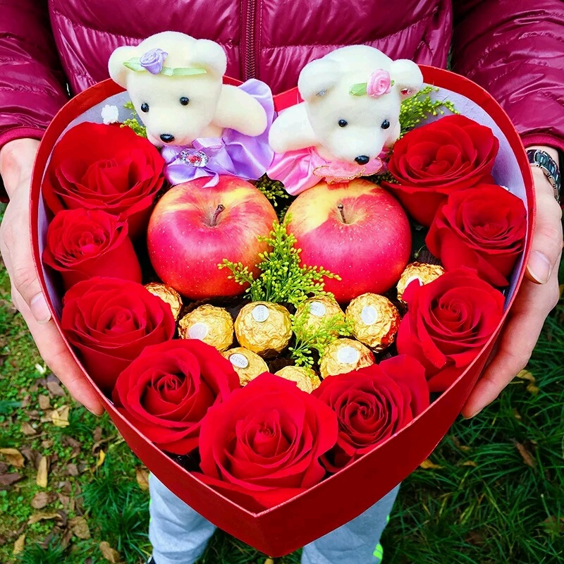 圣诞快乐-11朵红玫瑰花+9颗